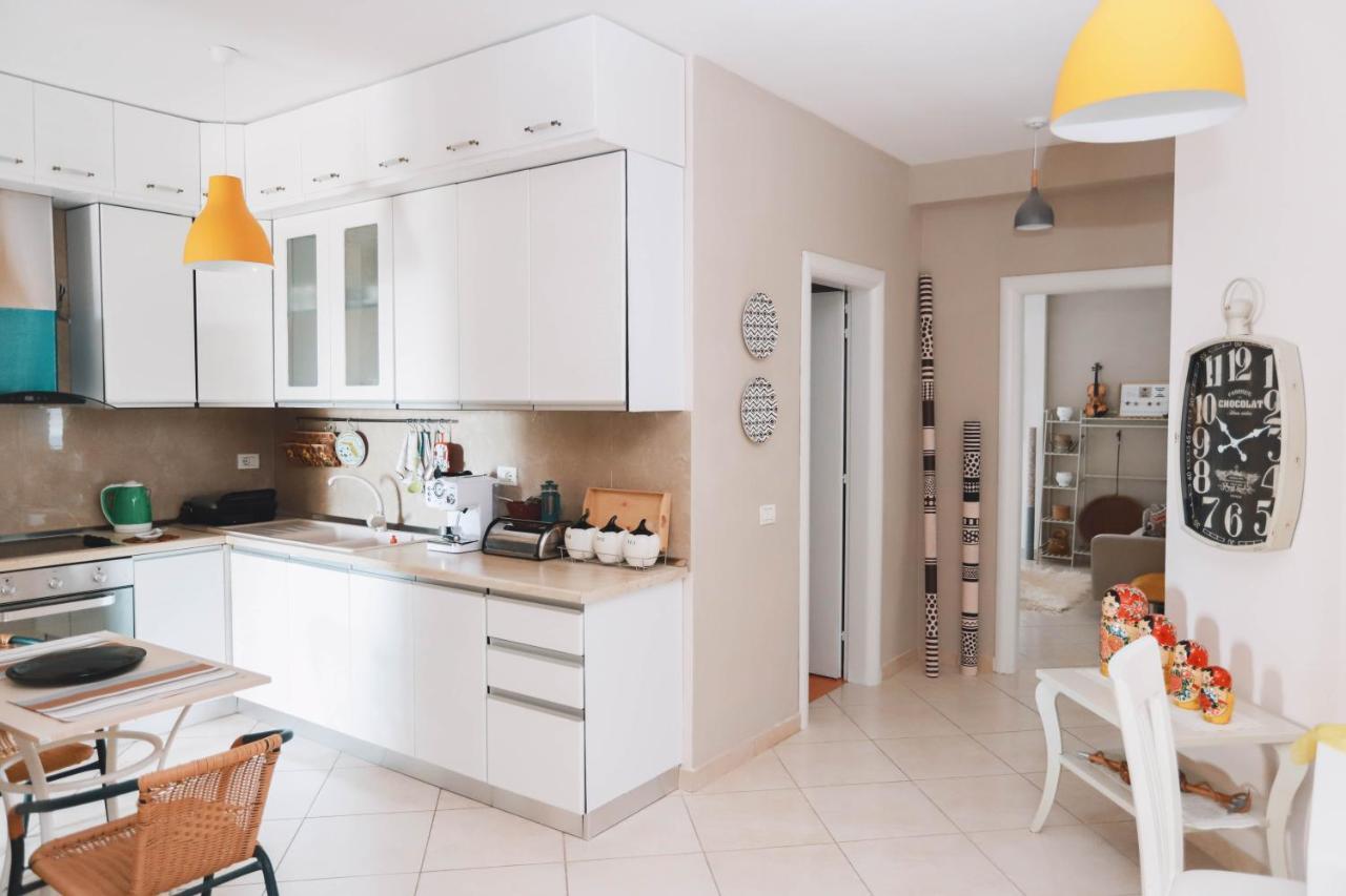Large Apartment Near The Seaside Boulevard Lungomare Vlora Kültér fotó