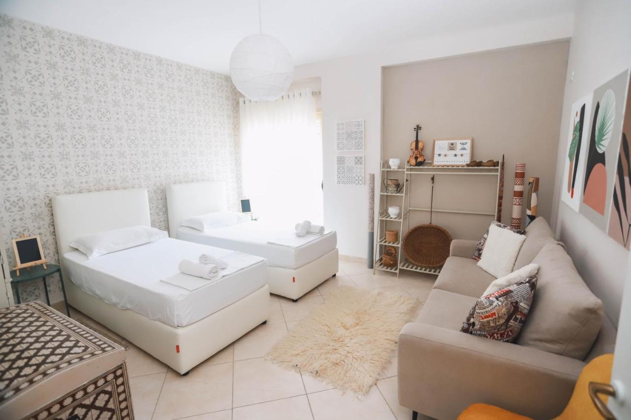 Large Apartment Near The Seaside Boulevard Lungomare Vlora Kültér fotó