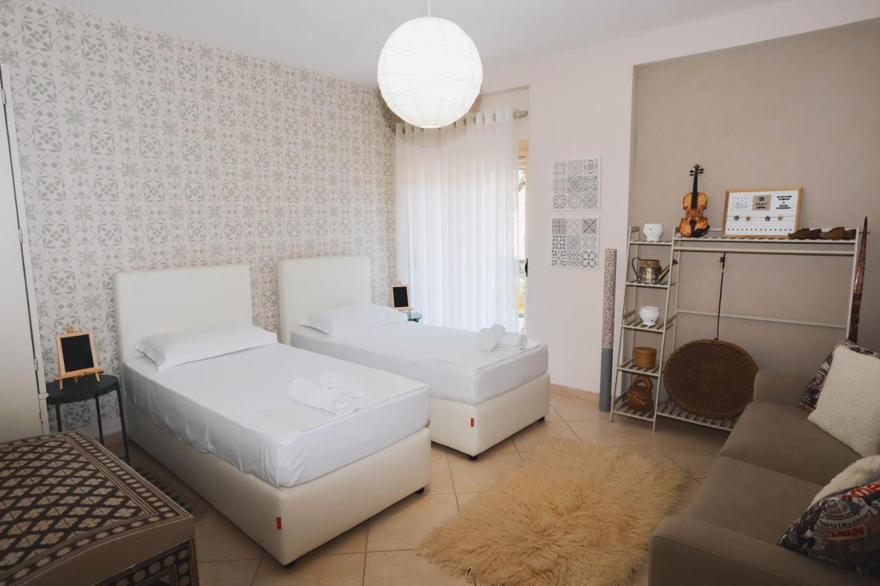 Large Apartment Near The Seaside Boulevard Lungomare Vlora Kültér fotó